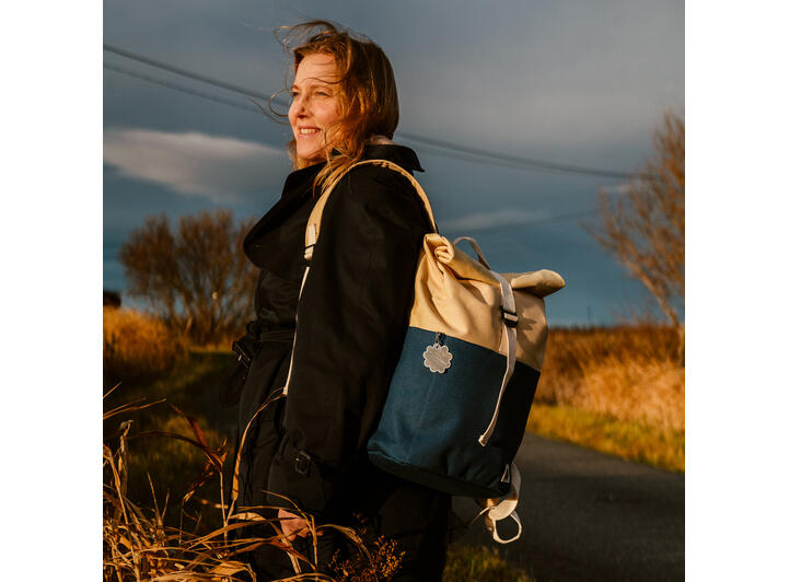 Blafre rullesekk - 18L mørk blå/beige 10 år + 