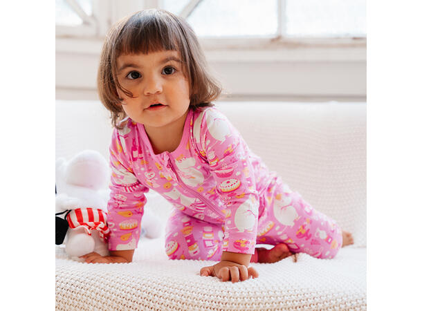 Mummi Pyjamas - Bakere Rosa Babyklær fra Mummi